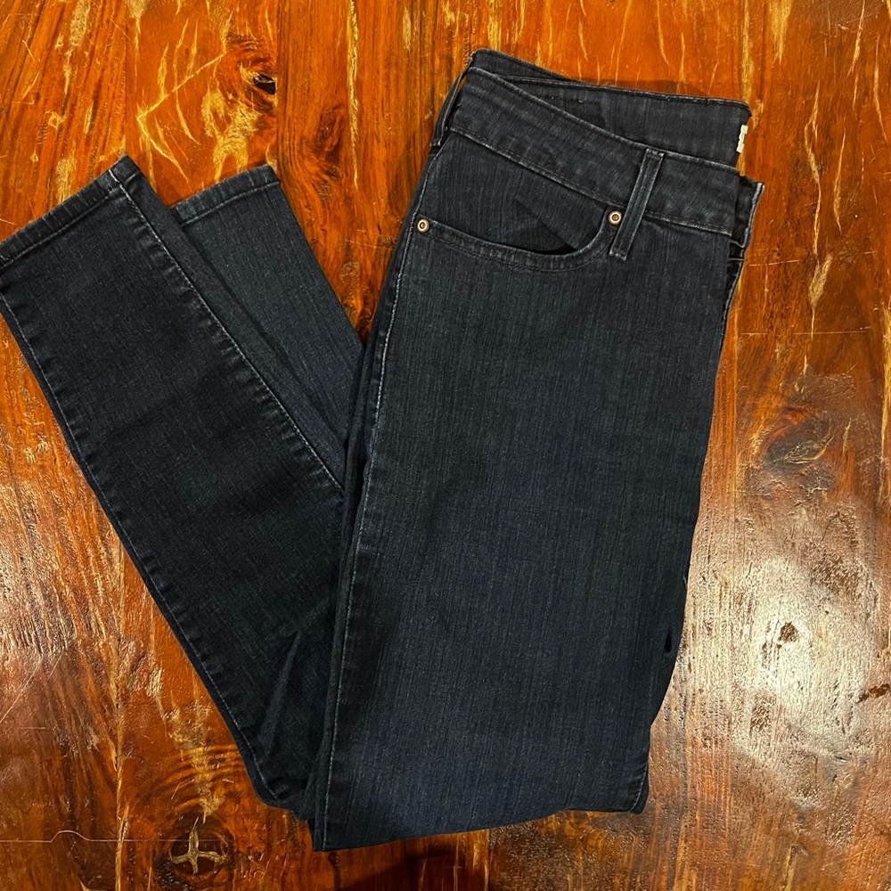 Levi’s  Skinny Jeans- Size 8